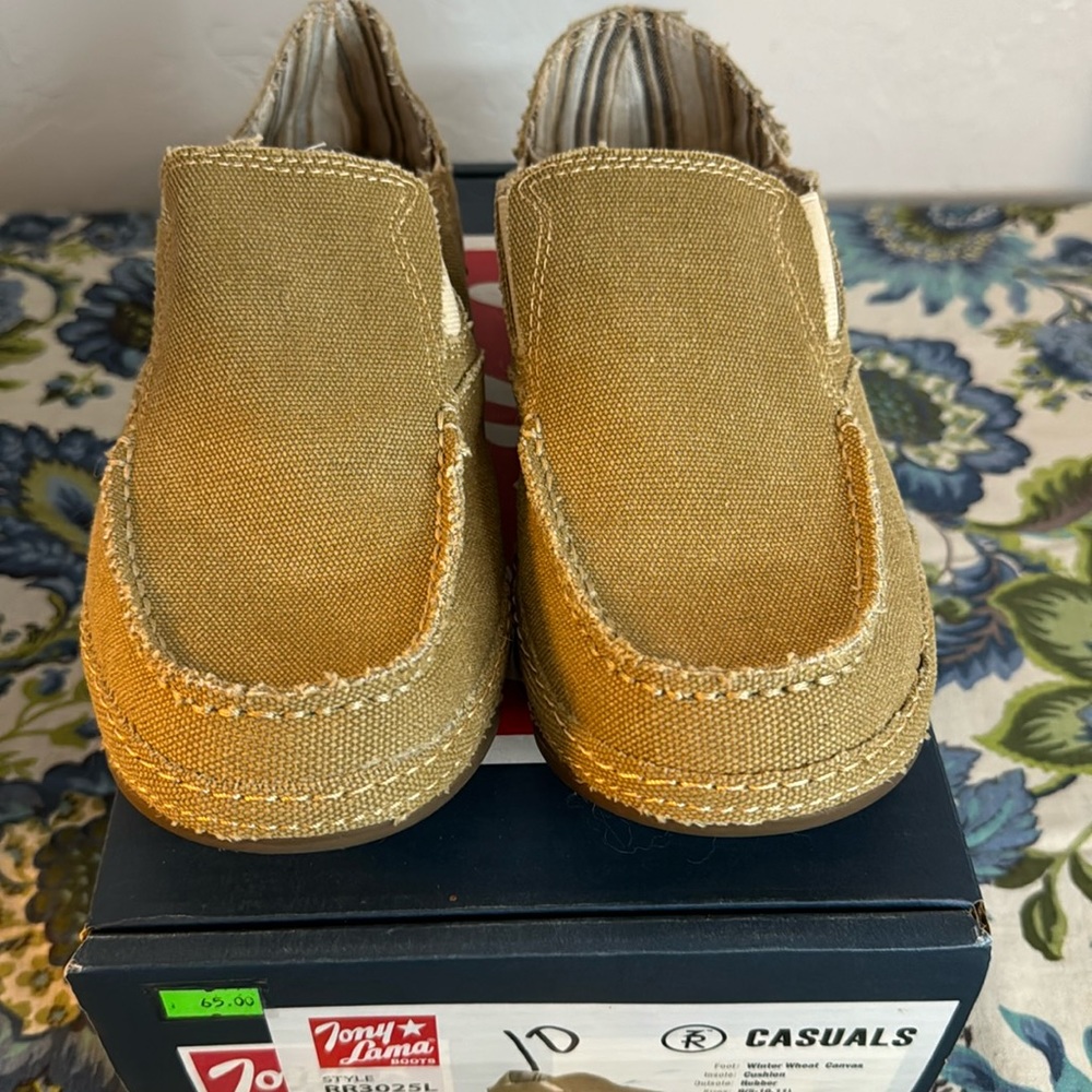 Women’s Tony Lama Driving Moc.